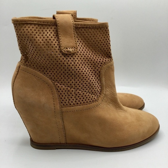 LUCKY Brand Keno Perforated Dark Camel Suede Leather Wedge Bootie Size 10 - Picture 5 of 11